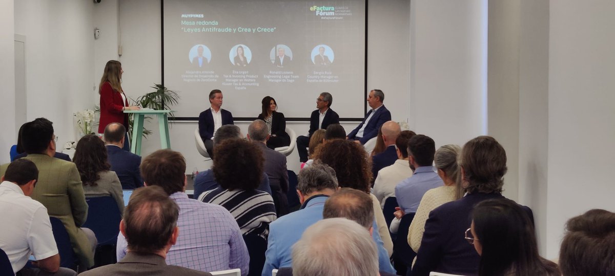 Estamos celebrando #eFacturaForum, un evento organizado por <a href="/MuyCanal/">MuyCanal</a>  y <a href="/MuyPymes/">Redacción MuyPymes</a> 
en el que analizamos cómo el marco legal va a cambiar el rumbo de la facturación de las empresas. Contamos con expertos de <a href="/Cegid_Es/">Cegid Iberia</a> <a href="/SageSpain/">Sage Spain</a> <a href="/WoltersKluwerEs/">Wolters Kluwer España</a> <a href="/ZeroComa0/">ZeroComa</a> y <a href="/b2brouter/">B2Brouter</a>