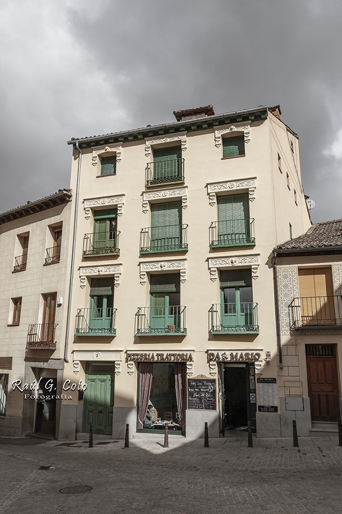 RaulGCoto's tweet photo. Segovia #fashion #photography #streetphotography #instagood #photo #archillustration #architecture #architecturerendering #arquitetura #illustarch #style #streetstyle #love #urban #art #travel #photooftheday #city #cars #vehicle #ootd #streetwear #life #streetart #ride #moda https://t.co/Fbvo4n7bOl