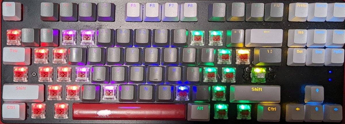 @TOPRE_REALFORCE ゲームのため(音ゲーマー並感)