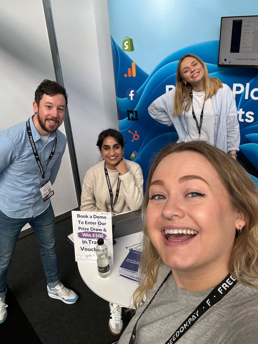 datarefinery_'s tweet image. We're here at @retailtechshow - stand 5E75, come say hi 🎉

#eventtime #ecommercesolutions #marketingsolutions #customerdata