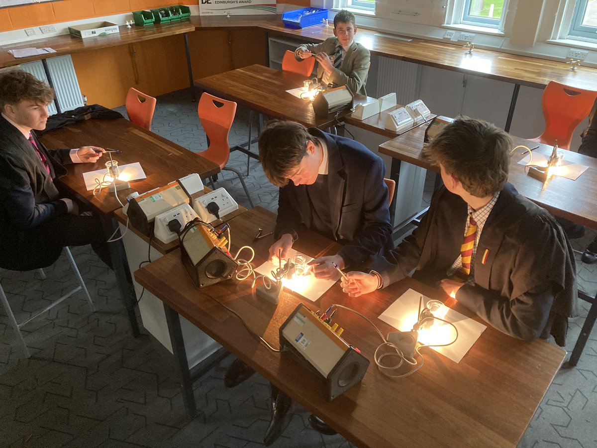 Radley Geology tweet media