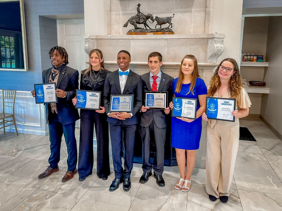 We're beaming with pride for Isaiah from the Salvation Army Boys & Girls Club of Lawton, OK! He made a fantastic showing as a finalist in the Oklahoma BGC Youth of the Year competition. 

#BGCAYouthOfTheYear #BGCA #BetterTogether #BoysAndGirlsClubs #TheSalvationArmy