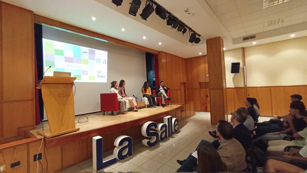 La Salle San Ildefonso (@lasallesi) on Twitter photo Hoy nos ha visitado <a href="/PoliSuarezgc/">Poli Suárez</a> Consejero de @EducacionCan para conocer el Proyecto de NCA de 1ºbachillerato “VITAVIE” que trata sobre la salud del alumnado en colegios de Tenerife Hoy nos ha visitado <a href="/PoliSuarezgc/">Poli Suárez</a> Consejero de @EducacionCan para conocer el Proyecto de NCA de 1ºbachillerato “VITAVIE” que trata sobre la salud del alumnado en colegios de Tenerife