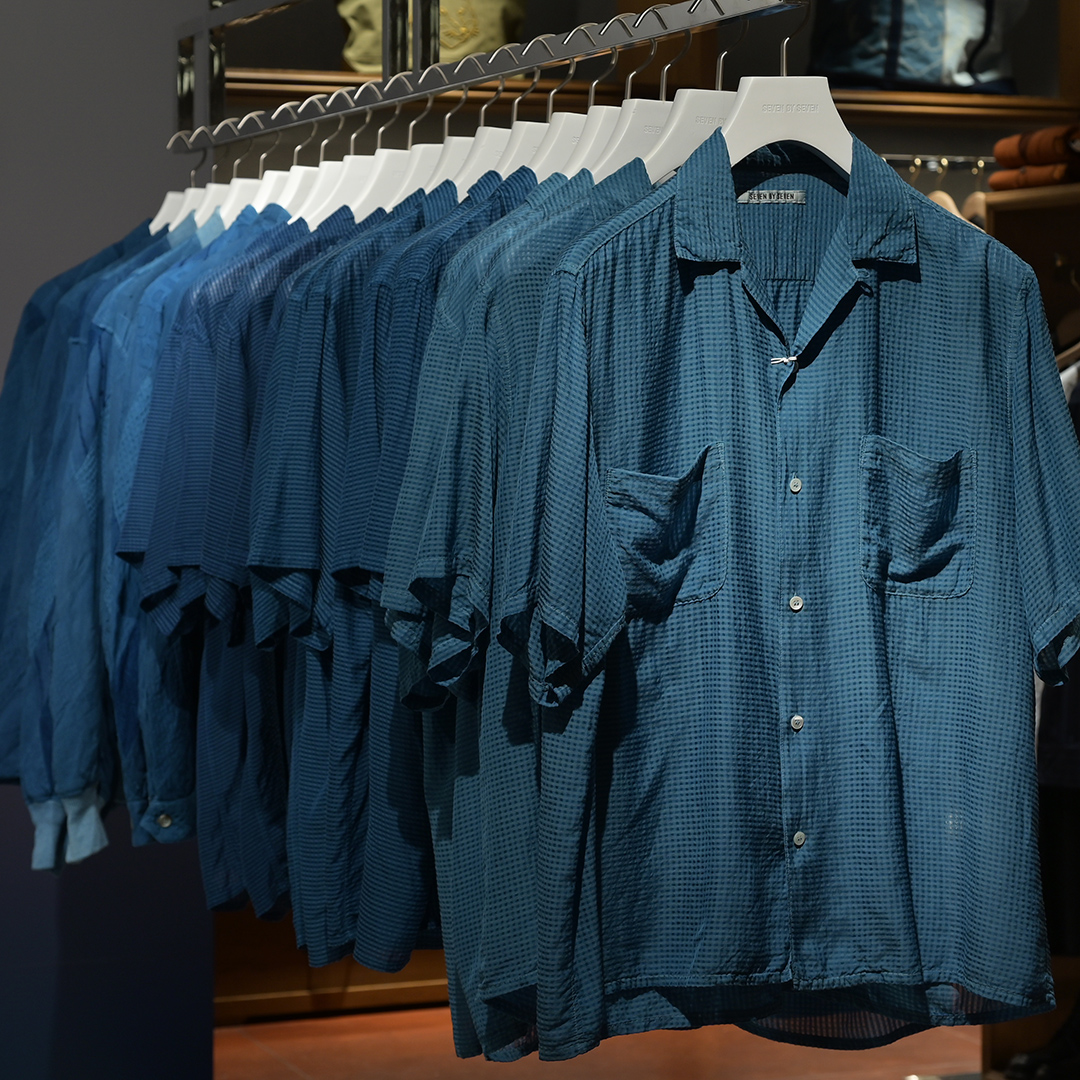isetanmens's tweet photo. <SEVEN BY SEVEN>がメンズ館6階 メンズクリエーターズにて、藍染工房<LITMUS>によるスペシャルコレクションをご紹介するポップアップイベントを開催中!
#伊勢丹 #伊勢丹メンズ #メンズ #ファッション #SEVENBYSEVEN #LITMUS https://t.co/vj1kGUZwCP