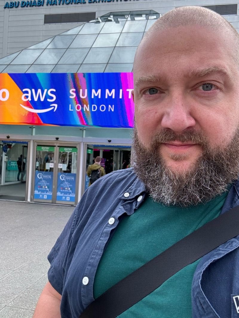 scalefactory's tweet photo. Good morning! @jtopper here from the AWS Summit in London. I’m in the keynote auditorium right now, preparing to live-tweet (live-X?) the content. Connectivity depending, of course, not always guaranteed to work in a busy ExCeL. https://t.co/oEzbx82prB