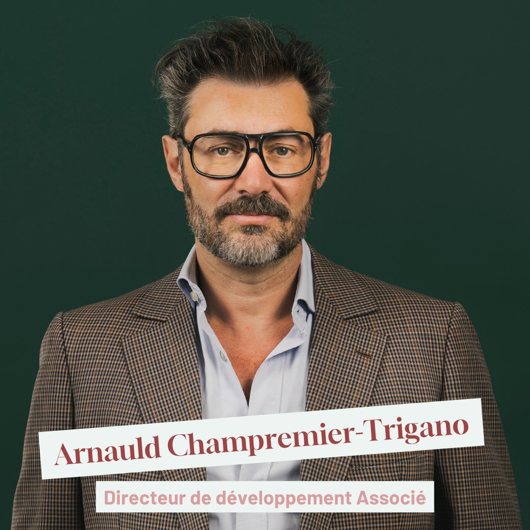 agencejaam's tweet photo. "Ce que j’aime, c’est passer d’un sujet à l’autre, rentrer dans des mondes différents et essayer de trouver des solutions." 🌐

🤝 Arnauld, notre directeur du développement associé, est le maître de la croissance. 

#JAAM #Développement #Changement #Impact https://t.co/unPPXOo4Gd