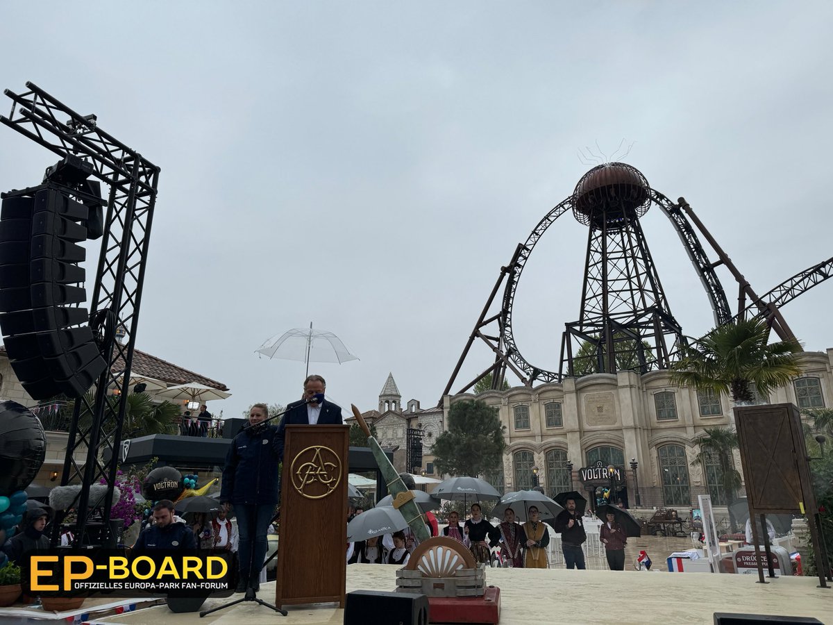 #VoltronNevera 🎢⚡️ powered by @AutomobiliRimac Pressekonferenz 😎
Wir vom #EPBoard sind mit #EuropaPark 🎢 #FanTraditionSei2004 🎠 für euch dabei 🤩