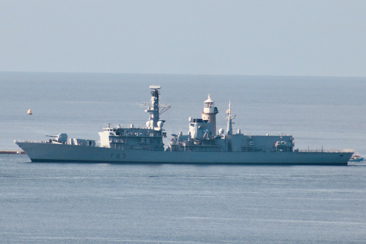 Rockhoppas's tweet photo. Early bird shipping with @HMSStAlbans @HMSCattistock and Dutch frigate HNLMS De Ruyter near Drake's Island and Breakwater this morning.
https://t.co/pLuXXL8dXG
contact@westwardshippingnews.com https://t.co/fJJM1EhVax