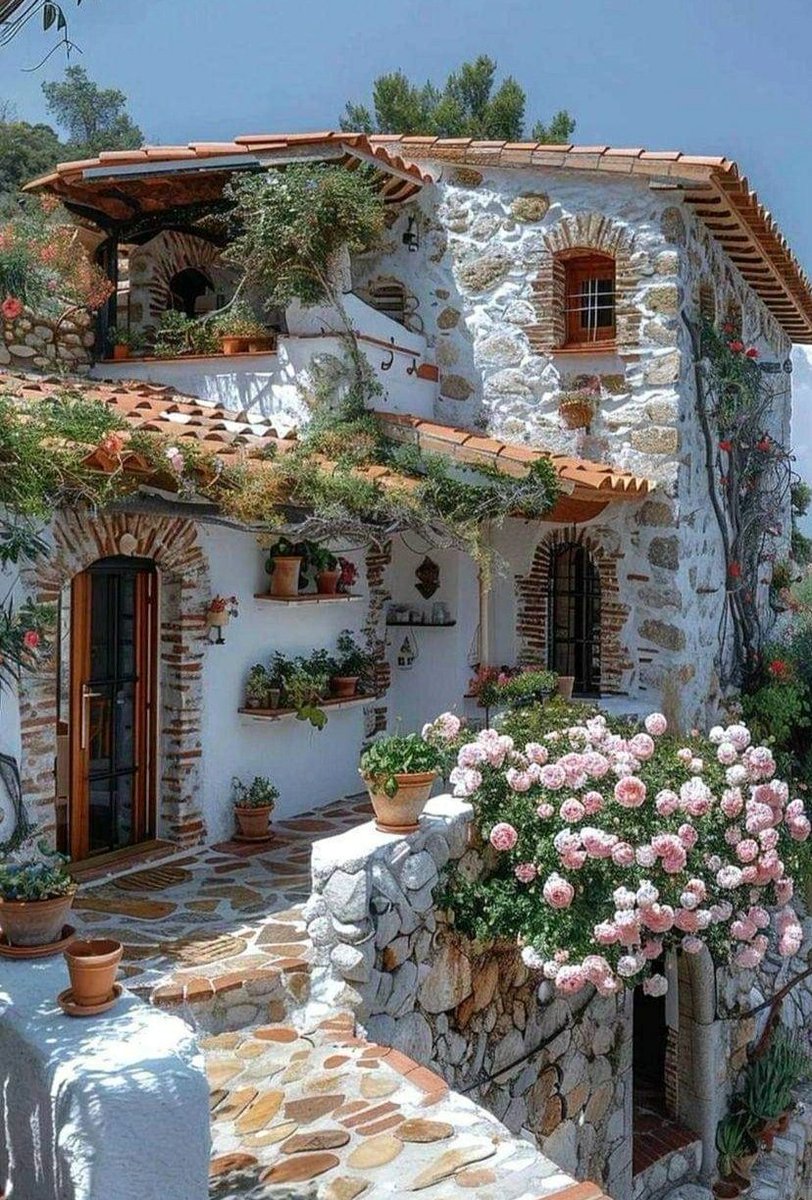 Good morning! 🌞 Have a beautiful and a happy day!🏡🌸🌿🍀🍀