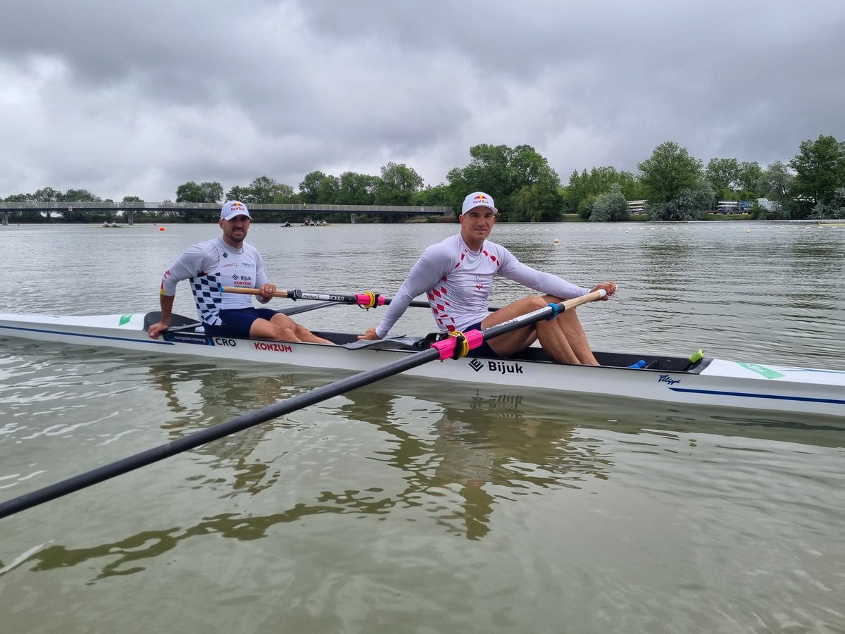 📍 Szeged, Hungary
The European Championship starts tomorrow and we can’t wait for the races to begin! Qualifying races are scheduled for tomorrow starting at 10:55. You can follow the results on the @WorldRowing official website 😎
#sinkovicbrothers #ERCHSzeged #europeanrowing