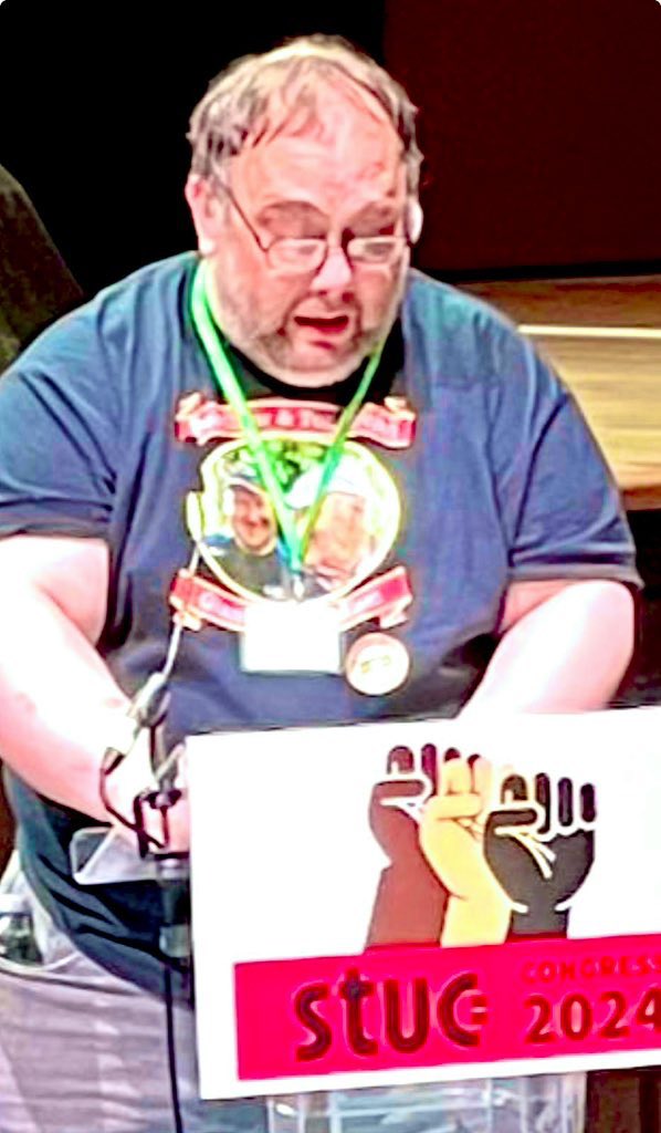 We are devastated that our much loved and respected branch activist and RMT National Executive Member, Wille Strang has passed away. Willie always put maximum effort into helping his fellow workers and his community. Our thoughts with Willie’s family 

<a href="/RMTunion/">RMT</a> <a href="/RMT_Scotland/">RMT Scotland</a>