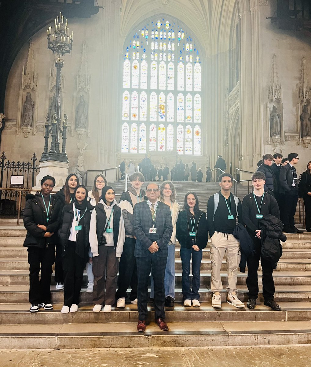 An amazing opportunity for our year 13s yesterday! We took a trip to parliament looking into the history behind the UK and meeting our MP for Bedford @YasinForBedford!! Had such an amazing day exploring our history and the politics of our country! @Bedford_Academy @heartacadtrust