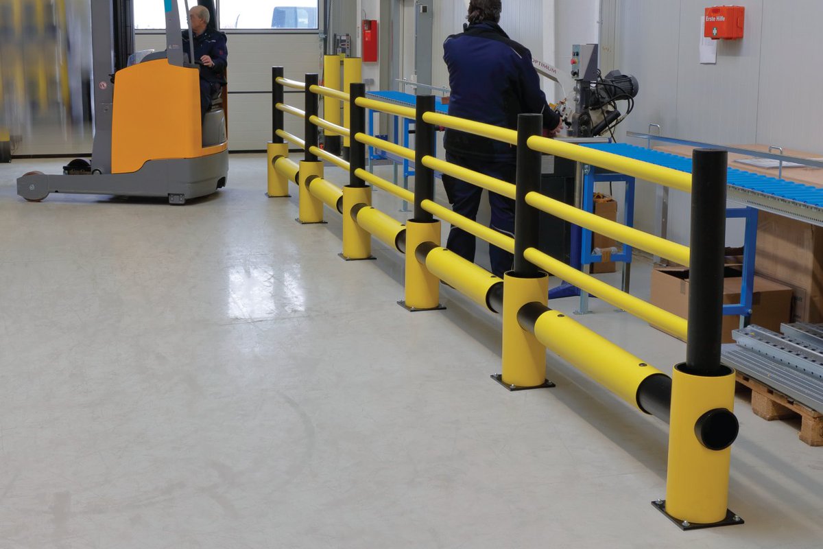 Enhance workplace safety and ensure peace of mind for personnel with our comprehensive range of d-Flexx flexible impact protection barriers. 👇

bit.ly/3Uyz9Od 

#WarehouseSafetySolutions #SafetyBarriers #WarehouseSafety #FacilityMaintenance #WarehouseMaintenance