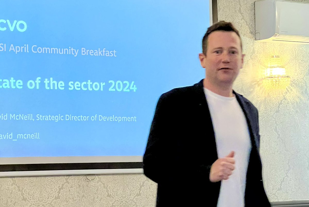 Fascinating presentation from David McNeil from @scvotweet at todays #CommunityBreakfast here in #Clackmannanshire 

Thanks to @AntheaCtsi and her team at @clacksCTSI for bringing the wealth of Sector Leaders together - supporting our communities and driving social change.