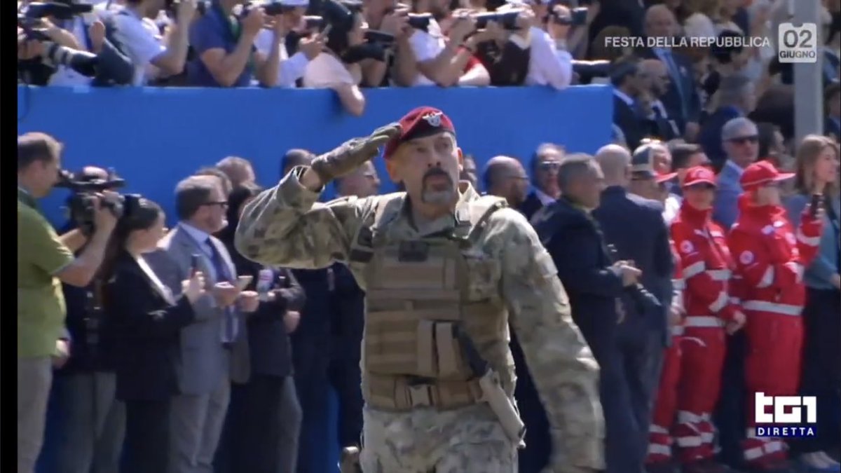 marcell16895275's tweet image. #FOLGOREEEE
#COLMOSCHIN
#TUSCANIA
#7BRIGATAFOLGORE