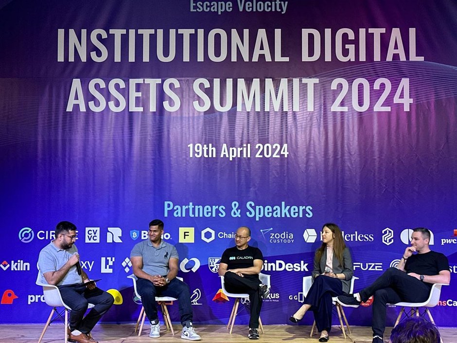 Exciting VC panel at INSTITUTIONAL DIGITAL ASSETS SUMMIT hosted by <a href="/breakorbitVC/">BreakOrbit</a>  and <a href="/Dexponentx/">Dexponent Ecosystem</a>  at #token2049dubai  .

Had an amazing discussion with,
<a href="/Naicker_94/">Brenton Naicker</a> - Head of Growth - CV VC
<a href="/GuruXing/">John Gu</a>  - Founder &amp; CEO - <a href="/caladanxyz/">Caladan</a> (prev AlphaLab Capital) 
Elvie Kamalova -