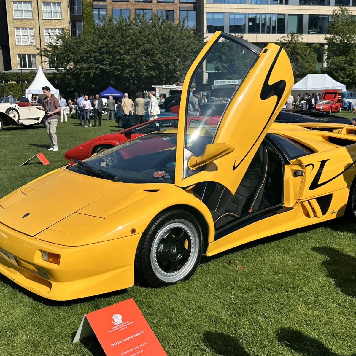 Witness a gathering of some of the rarest cars all in one place at the same time - only at @LondonConcours 2024! 🚗✨