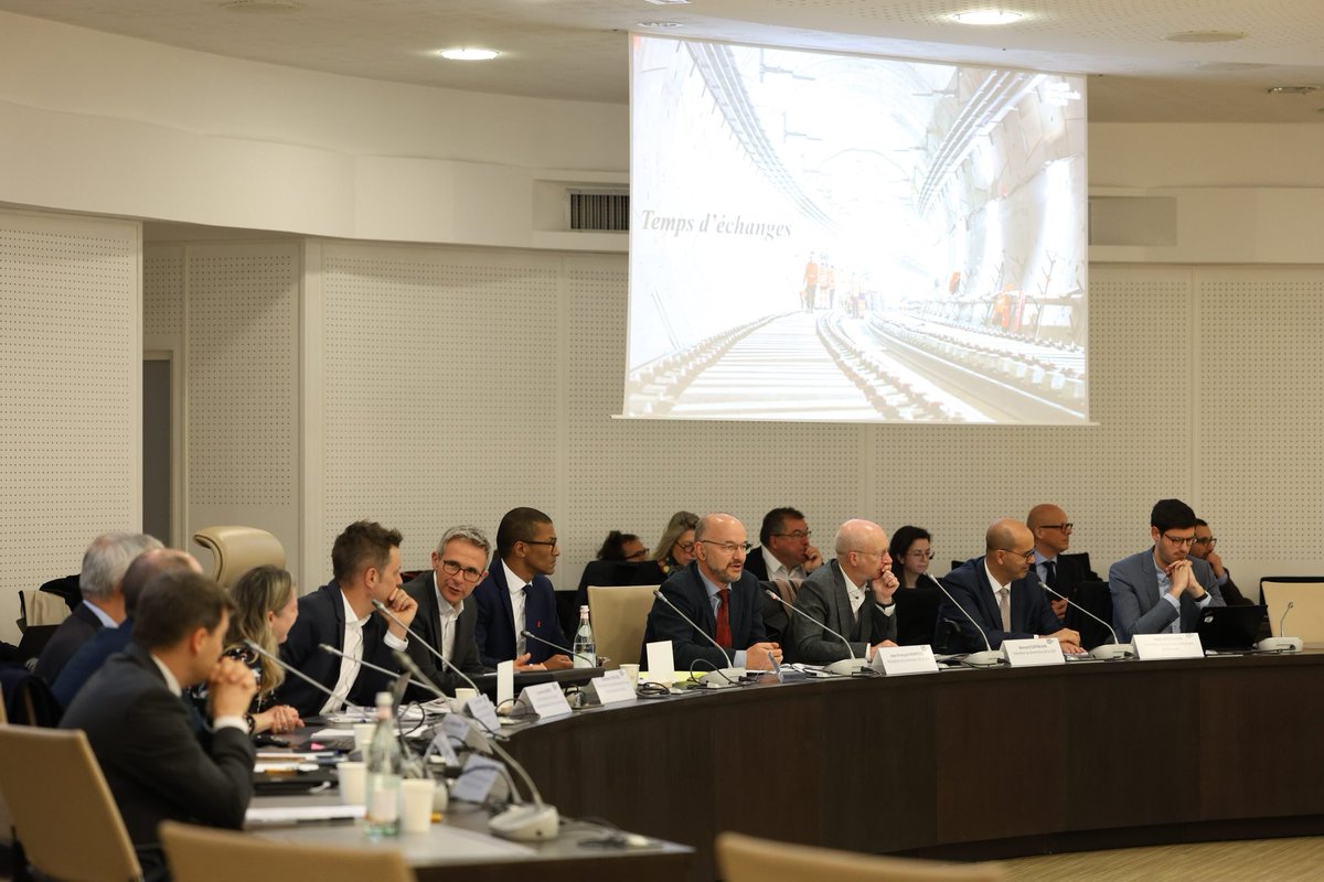 🎙️Aujourd’hui, nous sommes au Conseil départemental de la @SeineSaintDenis à l’occasion de la 7ème conférence dédiée à la #ligne16, en présence des élus, de nos partenaires et des représentants du territoire. Un moment important pour partager les dernières avancées de cette…