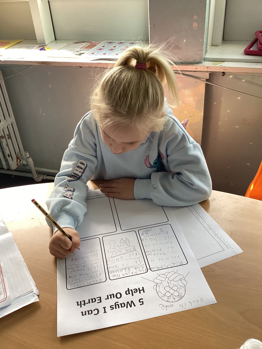 P3/4 have been working hard with their partners this morning making detailed plans for their taught writing. They have been making important notes about ways we can help our planet. This learning links to our existing knowledge of #EarthDay24 😁🌍🌟 <a href="/Logans_Primary/">Logans PS and NC</a>
