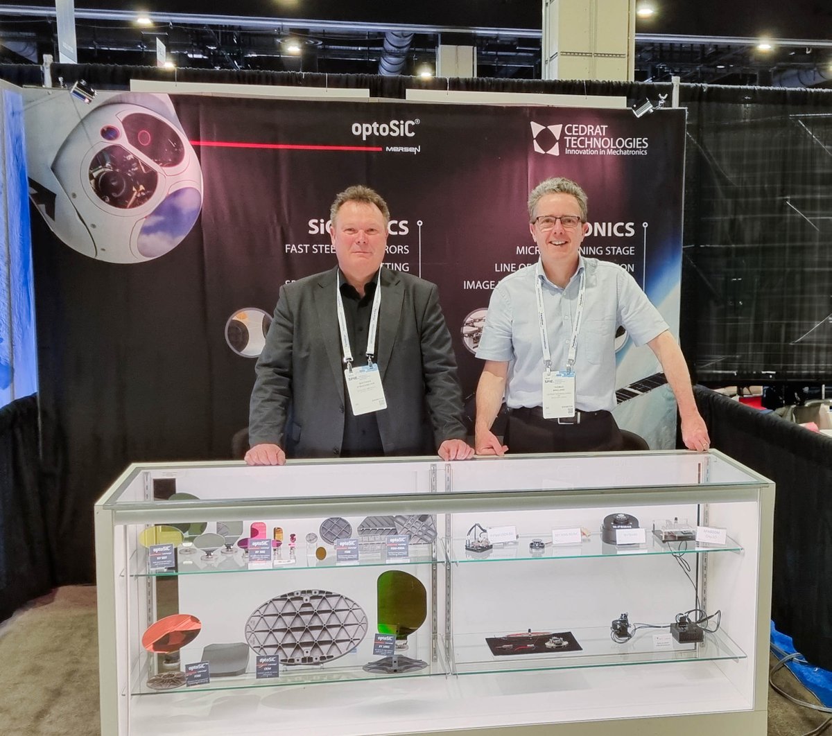 CedraTec's tweet image. The SPIE DCS  exhibition is in full swing! We look forward to seeing you at our stand 923 shared with our partner optoSic/Mersen 👍
#opticalinstruments #cameras #telescopes #electroopticsystems #satellites #spacecrafts #optics #electronics #faststeeringmirrors