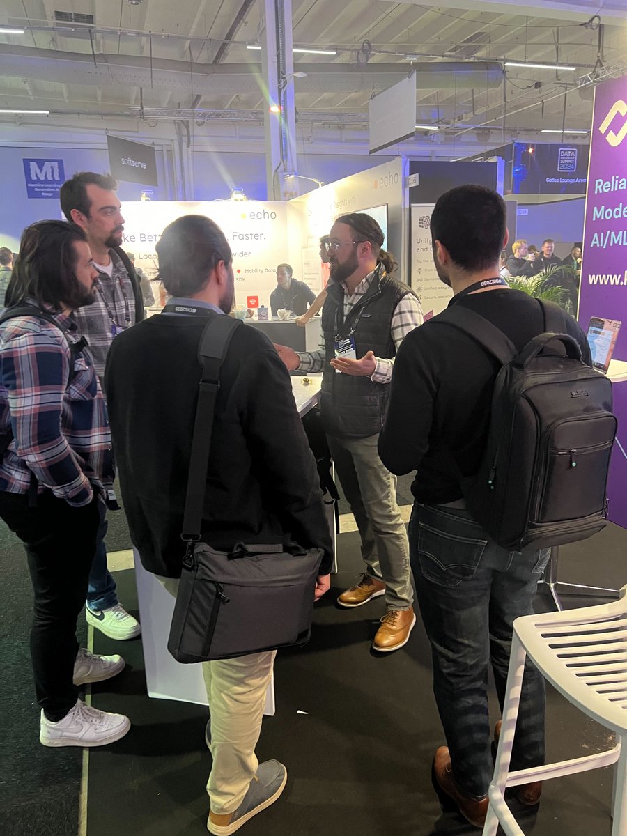 kolenaIO's tweet image. James Gray drawing the crowd at  @DISummit2030 ! Stop by C45 if you want in on the secret special sauce for ML model and data quality! #Datainnovationsummit #DISummit2024