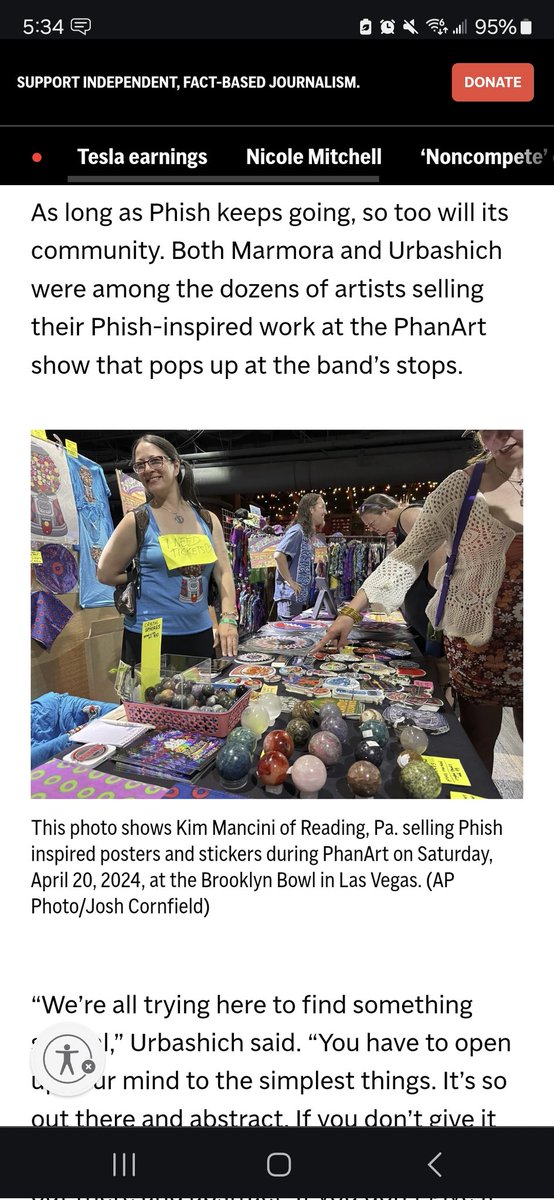 Pretty awesome to see PhanArt - and longtime vendor Kim Mancini - mentioned in the AP article on the Sphere run!