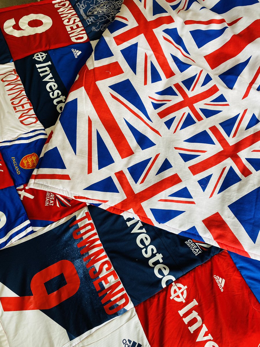Memory quilt made from the shirts, jackets &amp; skirts of Rio Hockey Gold Medalist Susannah Townsend MBE. What better way to celebrate <a href="/TeamGB/">Team GB</a> in this Olympic year <a href="/stownsend7/">Summer Townsend</a>