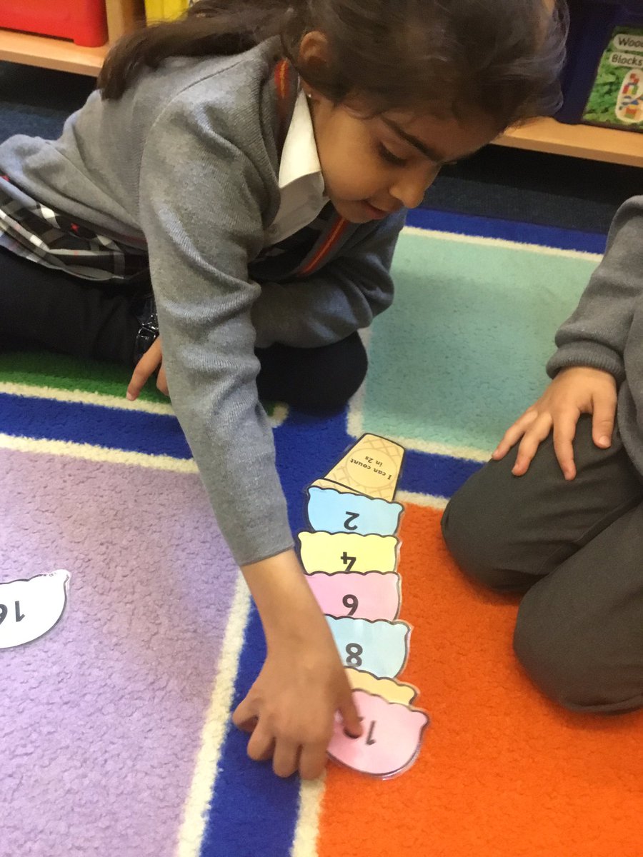 SJC_Infants's tweet image. The children in #SJCR5 are trying hard counting in 2s this week! #SJCInfants #SJCReception