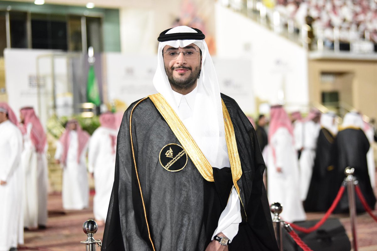 ﴿ وآخِر دَعواهُم أنِ الحَمدُ للهِ رَبِّ العَالمِين ﴾
الحمدلله على الختام ولذّة التمام. 
تم تخرجي من جامعة الإمام عبدالرحمن بن فيصل بتخصص علوم مالية 

 ما سلكنا البدايات إلّا بتيسيره وما بلغنا النهايات إلّا بتوفيقه وما حققنا الغايات إلّا بفضله
فالحمدلله