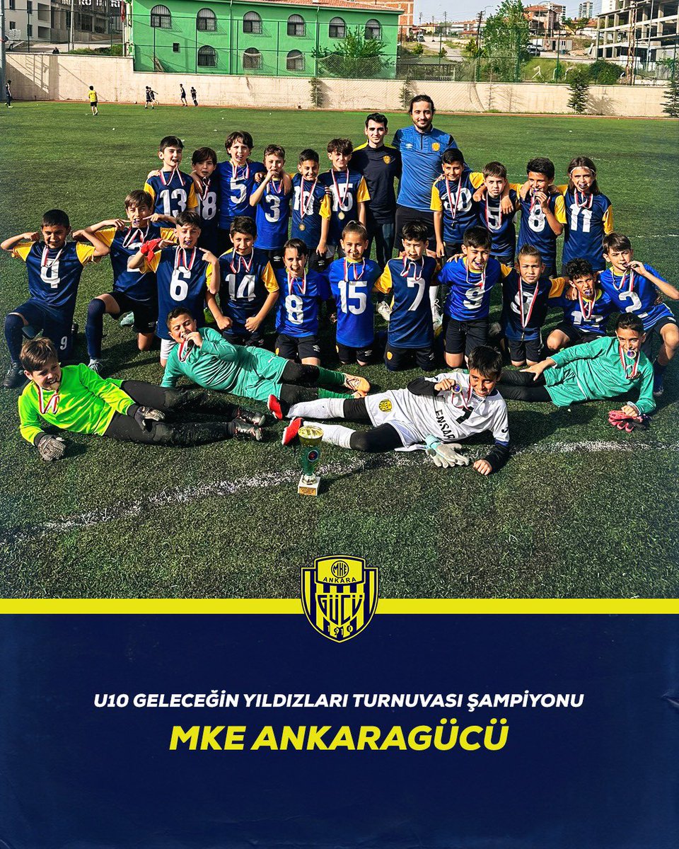 U10 Geleceğin Yıldızları Turnuvası'nda şampiyon olan takımımızı tebrik ederiz. 💛💙💪 #MKEAnkaragucuAkademi