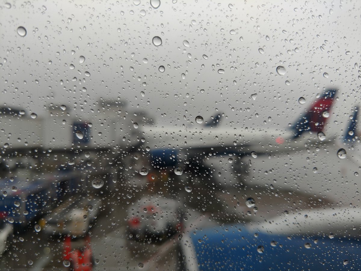 April 24 2024 #weather and other cause some delay @BostonLogan @BUFAirport @flyfrompti @FlyKnoxville . Later today @fly_okc @flySFO see #airports division fireandaviation.tv/airports/