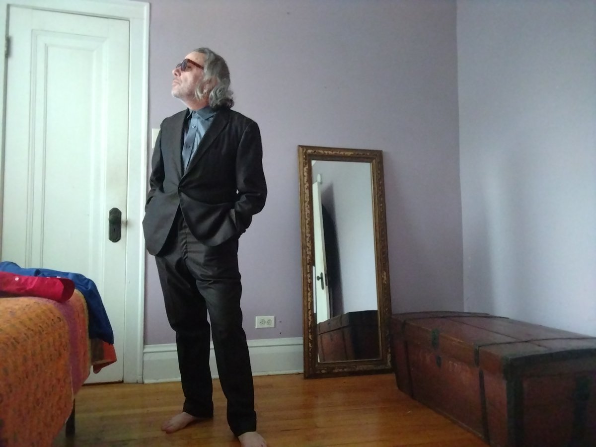 JJTindall1's tweet photo. Entirely Thrift 3: suit Brookfield, shirt Banana Republic, shades Schauer Hardware. #earthweek #nonewthings https://t.co/sD01l9x5tr