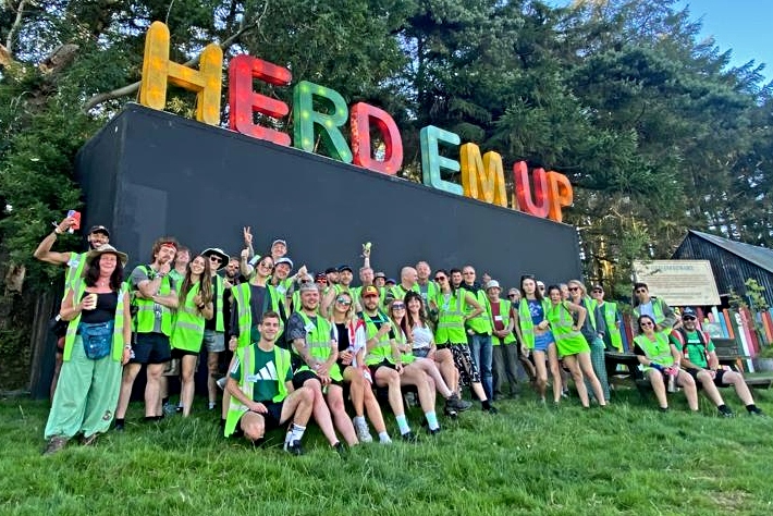 Festaff's tweet photo. .@Beatherder Festival is an annual event celebrating beats and quirkiness. Starting in 2006, the 4 day event welcomes thousands of visitors and has music from dubstep to reggae, punk, house and many more. https://t.co/cpTQH3BNSs
#summer2024 #Festaff #MusicFestivals https://t.co/p8DONLLrSi