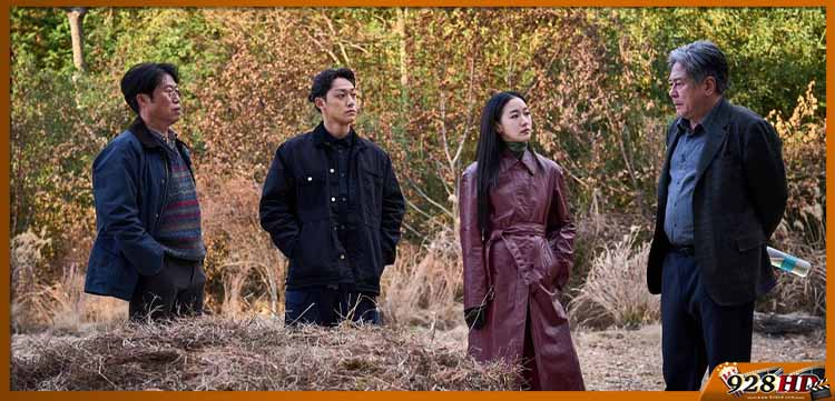 movie928hd's tweet photo. #Exhuma #ขุดมันขึ้นมาจากหลุม มาร่วมกันแก้ไขเหตุการณ์ความลึกลับ ที่เกิดขึ้นกับตระกูลชาวเกาหลีในอเมริกา ในหนังเกาหลีใหม่ที่นำแสดงโดย #KimGoEun #LeeDoHyun
ดูหนังฟรีคลิก 👉 https://t.co/hQbJObnhH8
#exhumath #หนังใหม่ #แนะนําหนัง #รีวิวหนัง #หนังน่าดู #928hd https://t.co/ejYy45GY2F