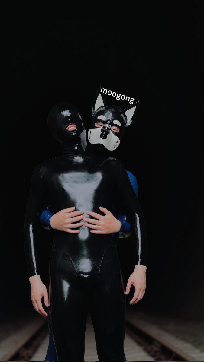 可爱狗狗出来营业
📷 <a href="/coachsafarri/">Rubber_C</a> 
<a href="/rubberleather2/">Horizon</a>