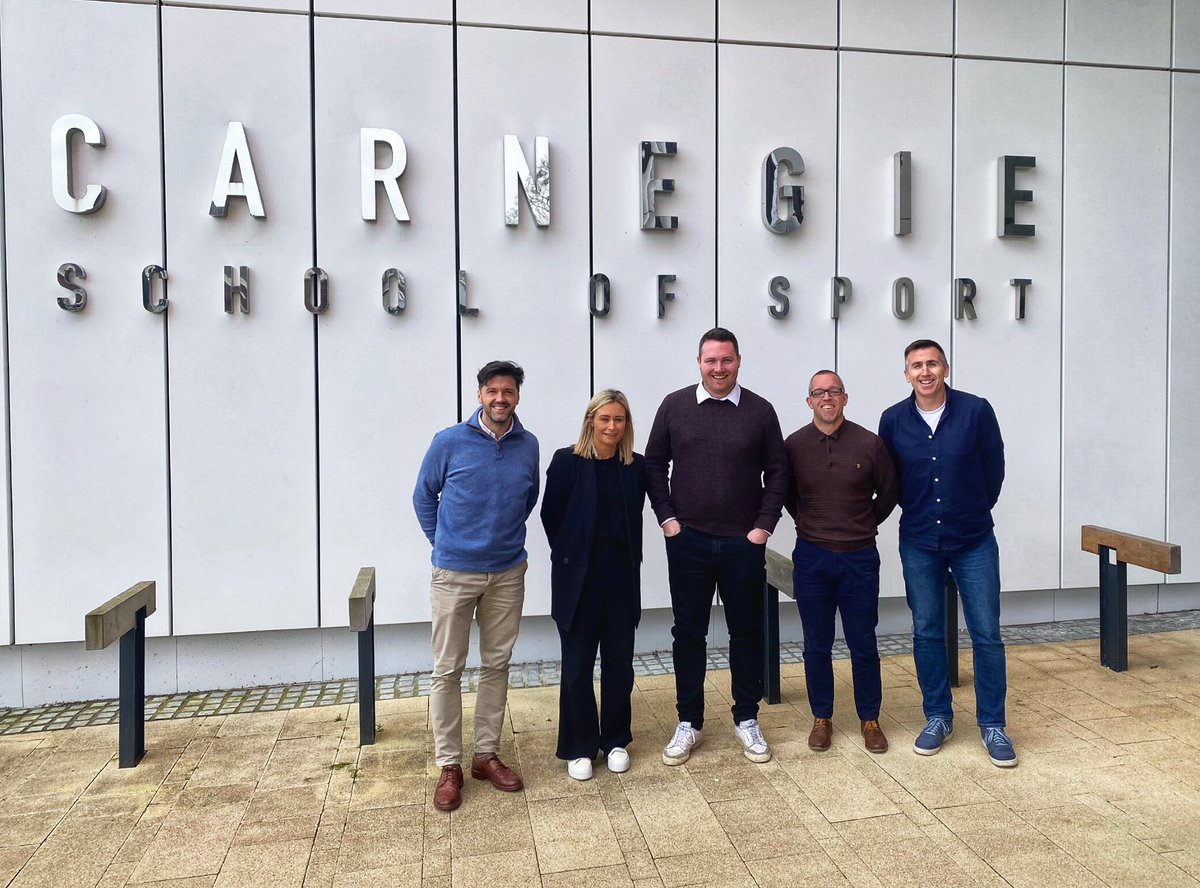 Congratulations to Dr @SamBarra8 for passing his PhD viva today! 🥳👏 Sam’s PhD explored multi-disciplinary profiling in elite youth soccer players and the implications for talent development with @LUFC Thanks to @DrSergioLara_EU and @AdamKelly07 for examining Sam’s thesis