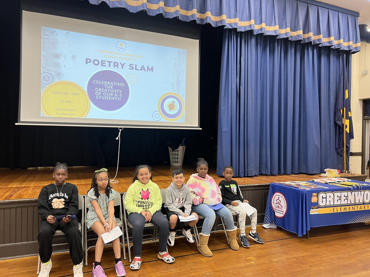 It’s time for the annual @HTSD_Greenwood Poetry SLAM! @WeAreHTSD #PlantingSeedsGrowingLeaders