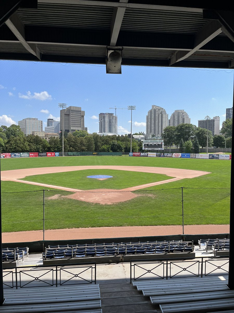 JeremyHick's tweet photo. Do you have old London baseball memorabilia that you’d like to see displayed properly? 

We’ve got the solution for you! Click the link below to donate your artifacts to the Labatt Park Tours collection! 

https://t.co/UcpJeViPnL https://t.co/eEdopU42SX