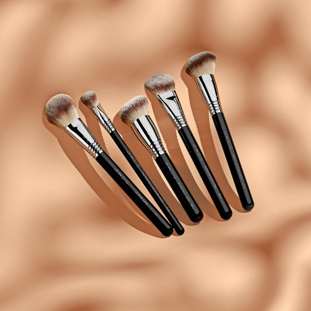 THE BRUSH COLLECTION THAT WILL NEVER LET YOU DOWN 🤭 The Soft Coverage Brush Collection features 5 stunning brushes that will allow you to create the perfect complexion look every time! 👏🏻 Shop now at sigmabeauty.com ✨