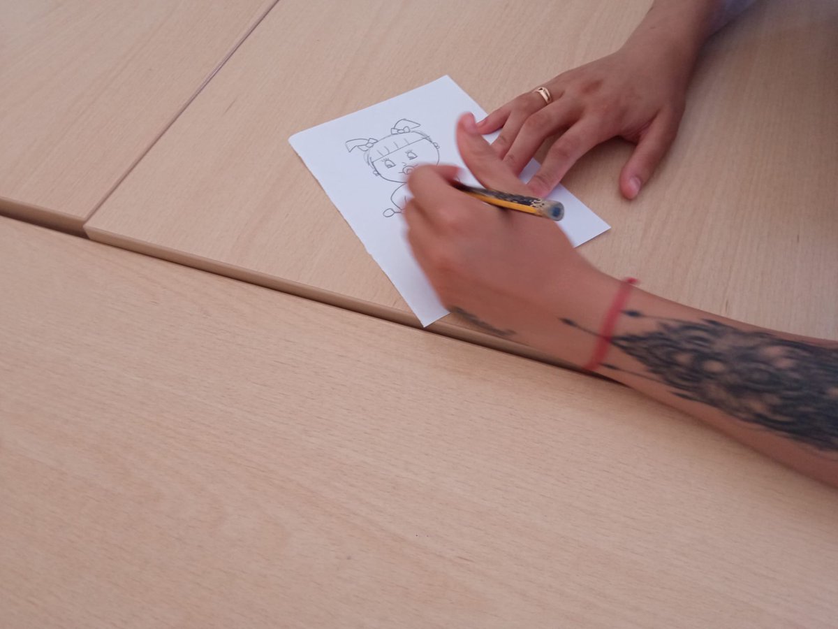asociacionnaim's tweet photo. Taller: roles y estereotipos d género en los #talleresmaternales @redlacorta a través #CaixaProInfancia @FundlaCaixa.
Este taller forma parte del proyecto #TransformaT, financiado con cargos a los créditos recibidos por @IgualdadGob #ContraLaViolenciadeGenero @malaga https://t.co/wllEyzCB7j
