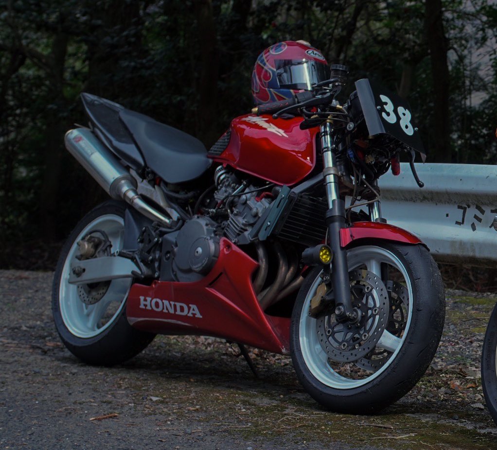 akaihonenn's tweet photo. #自分のバイクを貼って簡単に紹介しよう
気づいたらこうなってた https://t.co/oWkLqg7eIv