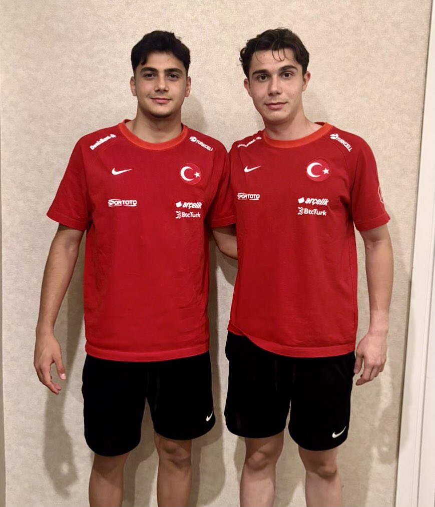 Beşiktaş Artaş Akademi Takımlarımızın oyuncularından; Mustafa Erhan Hekimoğlu ve Emir Yaşar; U18 Milli Takım kampında. 🇹🇷