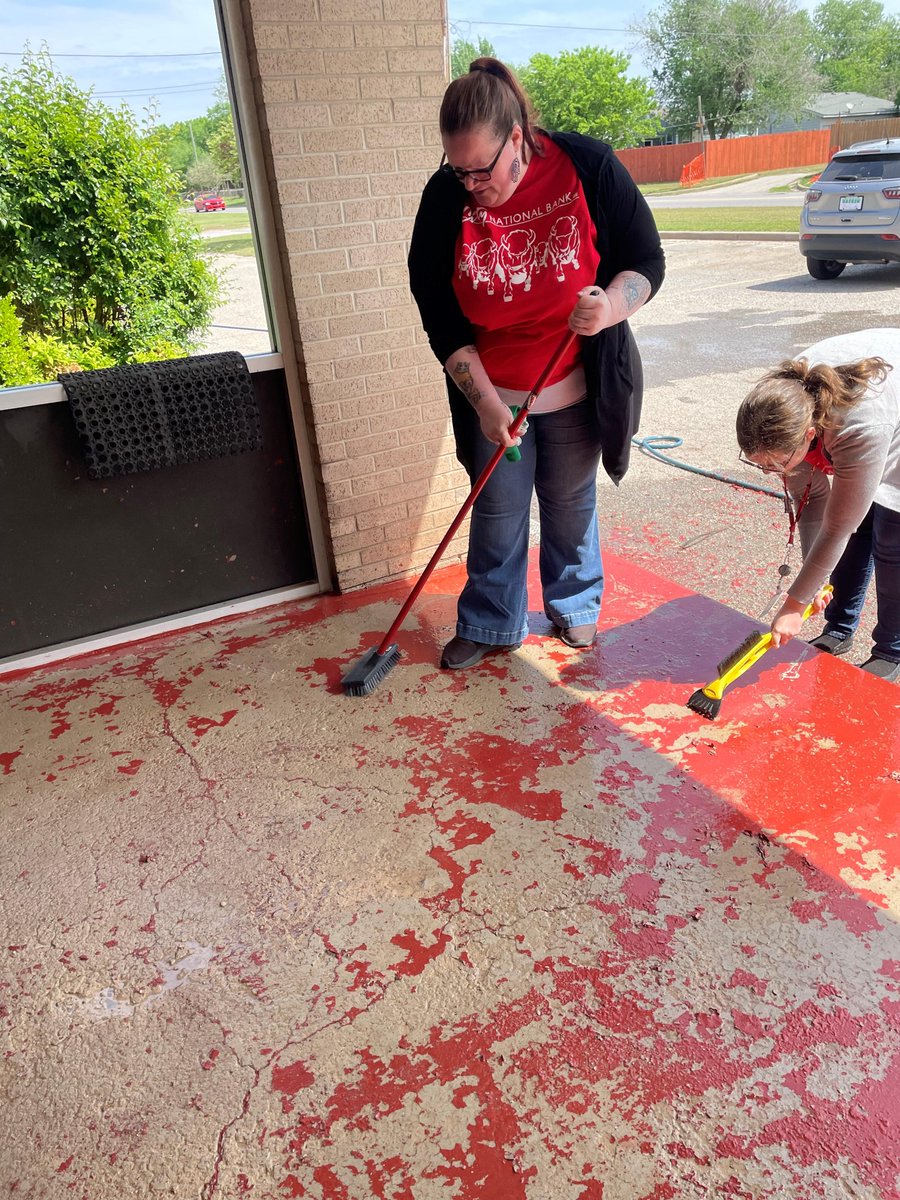 Last week we served our community alongside the United Way for their Day of Caring. We power washed, painted, and removed a fence for a local non-profit that serves teens in our community! We love being able to give back! #DayOfCaring #Community #cnb1901 #MoreThanBankingItsFamily