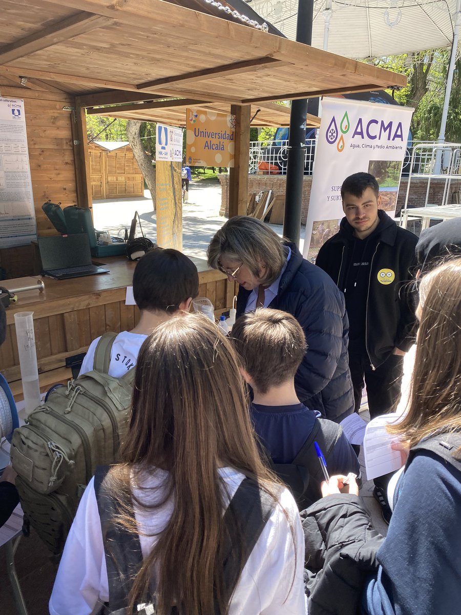 otcUAH's tweet photo. Disfrutando de la Feria de la Ciencia de Guadalajara gracias a los investigadores y alumnos de la @UAHes ⚡️

‘La ciencia enfermera nos enseña a cuidarnos y cuidar de otros’ @GsMontse @CuestaLozano 

‘¿Cómo investigamos el agua?’ @hmluah https://t.co/be4Ex7rwUr
