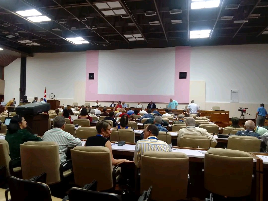 luisohernadez's tweet photo. Inicia la XIV Feria Internacional Científico Técnica de la Construcción: "Ciencia e Innovación para el desarrollo sostenible de la Construcción", con la presencia de René Mesa Vilafaña Ministro de la Construcción https://t.co/gjzdlgueex