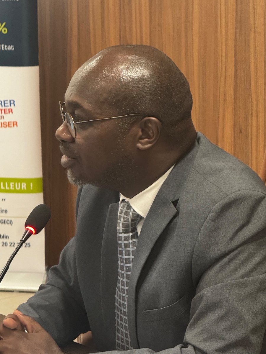 GGGIAfrica's tweet photo. #HappeningNow: 
The @gggi_hq signs a memorandum of understanding with @Cgeci_Officiel  to partner in finding solutions to environmental challenges and foster #greengrowth opportunities in Côte d'Ivoire. 

#GreenGrowth #Greenenergy #CircularEconomy #GGGI https://t.co/0LuPEncAIT