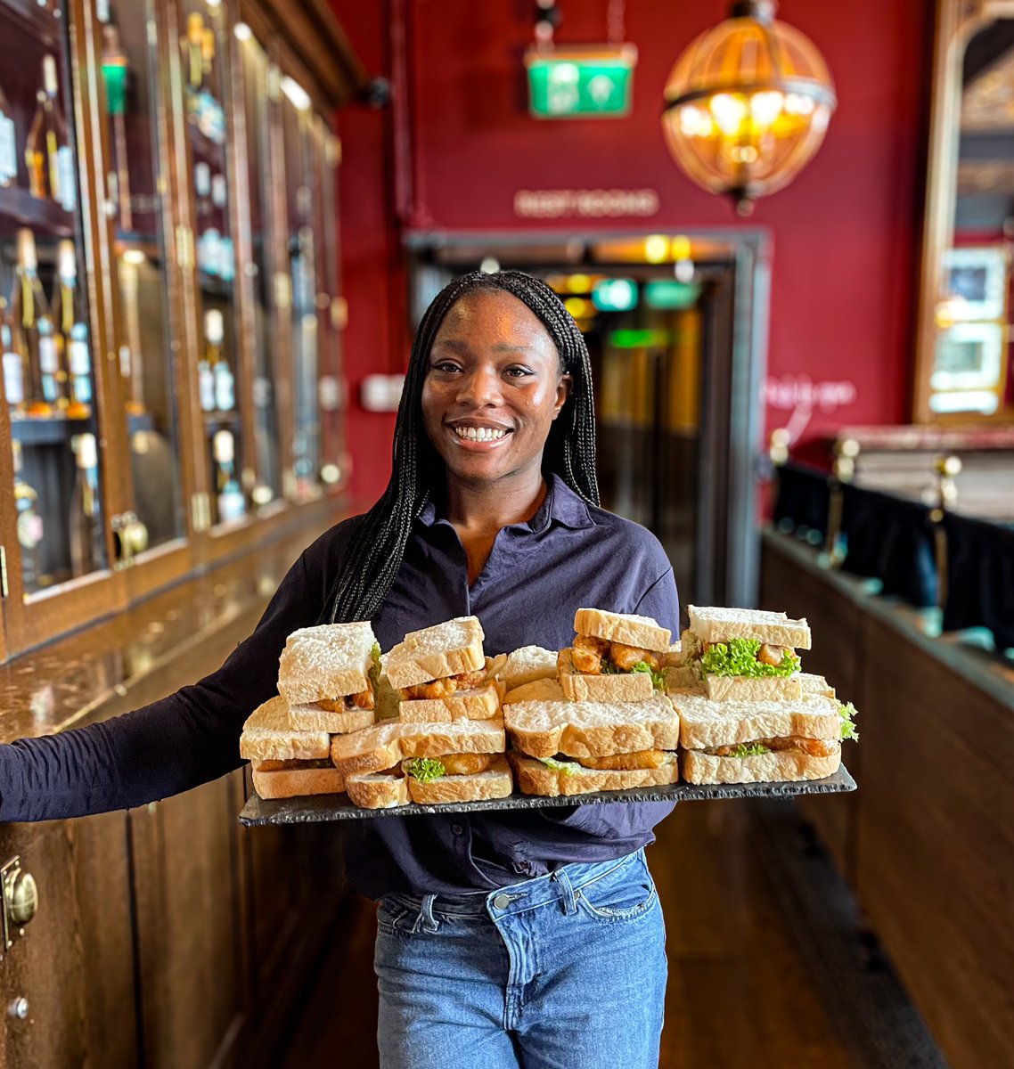 When your tummy’s rumbling but you’re not quite “hangry” yet... time to satisfy your in-between cravings with our scrummy sandwiches 🥪 
#youngspubs #youngspublife #youngspubspeople #birthday #sandwich #sandwiches #hangry #londonpub #londonrestaurants #lunch