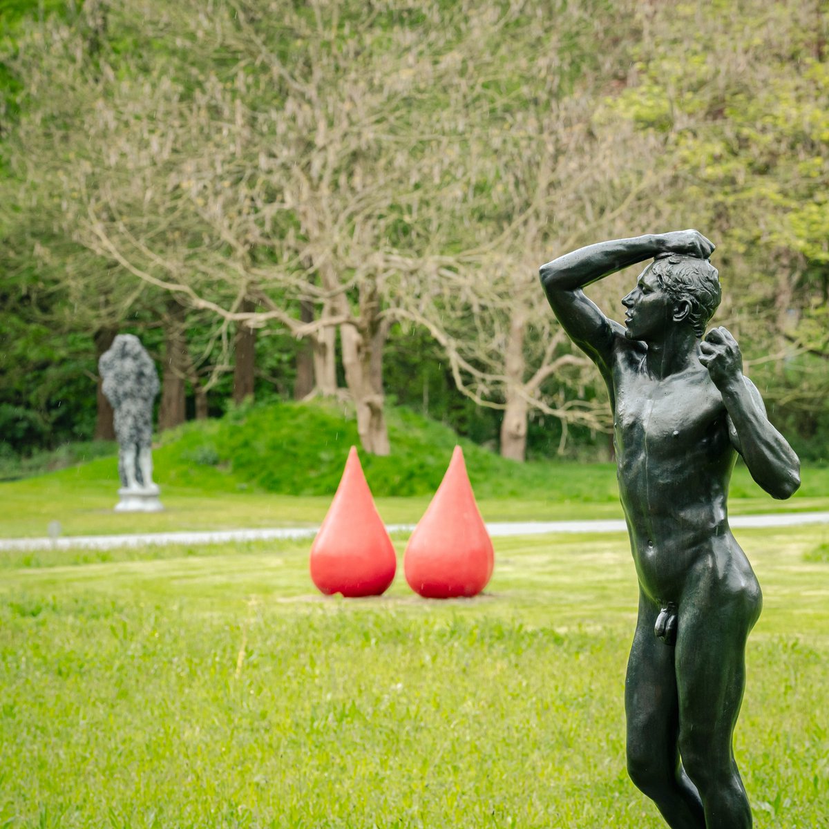 Ontdek het vernieuwde @middelheim museum: 🌳 Meer dan 200 beelden kregen een nieuwe plaats 🌳Er zijn heel wat nieuwe werken te zien 🌳Er is een gloednieuw bezoekerspaviljoen 🌳Het collectiepaviljoen kreeg een nieuwe inrichting en invulling Info 👉 bit.ly/3QiBxG3