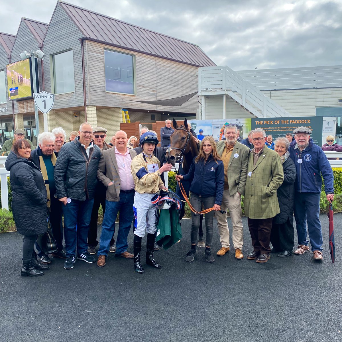 RESTLESS PRINCE and @CliffordleexLee win the @BritishEBF Restricted Novice Stakes. Trained by @karl_burke and owned by @HambletonRacing - congratulations to all connections!