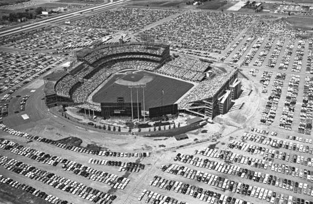 #OnThisDay, April 24, 1956, the Metropolitan (Met) Stadium opened its doors and welcomed 18,366 people to a game between the Minneapolis Millers and the Wichita Braves. The Met stadium would become the home of the Twins, Vikings, and the Minnesota Kicks soccer team.